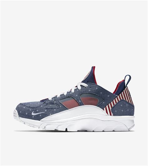 Nike Air Trainer Huarache Low 'USA'. Nike SNKRS