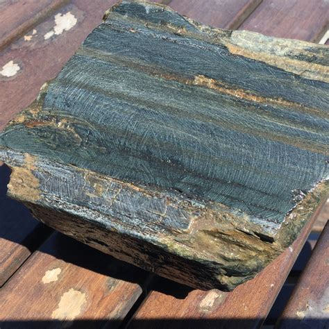 Banded Iron Formation Or Something Else - Fossil ID - The Fossil Forum