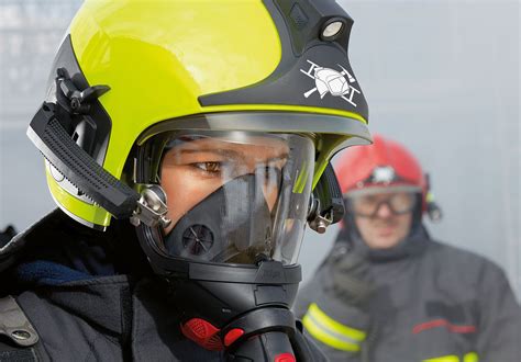 Pin by Keanu Cousins on bomberos | Fire helmet, Girl firefighter ...