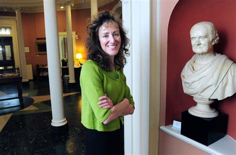 New Haven Museum director aims to build family audience (video)