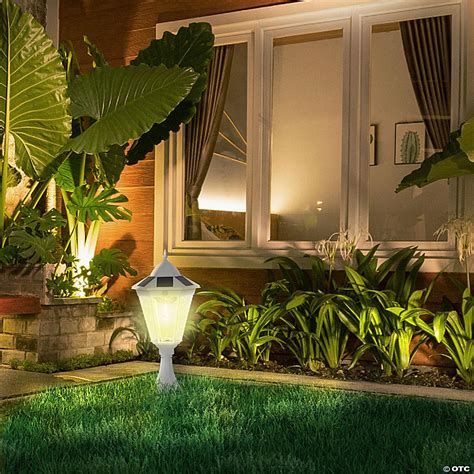 5 Types of Outdoor Solar Lighting - Outdoor Lighting