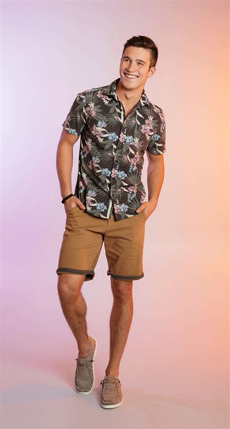 Men's Outfits for Summer : Shop by Outfits | Buckle | Mens outfits, Casual summer shorts, Casual