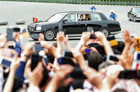 Japanese royals: Emperor Naruhito makes history at accession ceremony ...