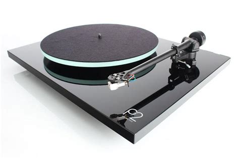 Rega Planar 2 Review | Audiophilepure