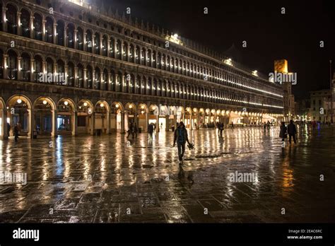 St. Mark's Square at night and rain Stock Photo - Alamy