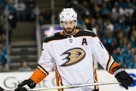 Ryan Kesler gets cleared for contact, moves closer toward active role ...