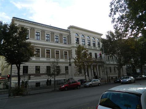 Budapest Business School | Wiki | Everipedia