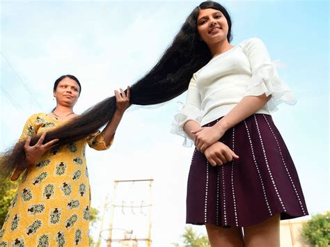 India: Meet the girl with the world's longest hair | News-photos – Gulf News