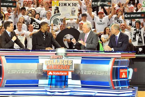 ESPN basketball College GameDay plans to return to on-campus shows