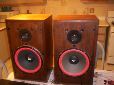 Cerwin Vega 26 Speakers 12 inch woofer- two way Photo #154867 - Canuck ...