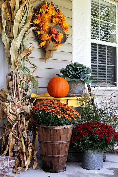 Fall Porch Decor Farmhouse Style - House of Hawthornes