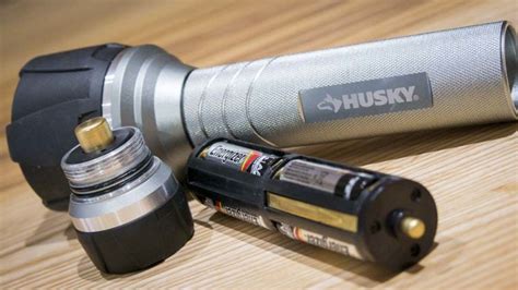 Husky 700-Lumen Aluminum Flashlight Review - Pro Tool Reviews