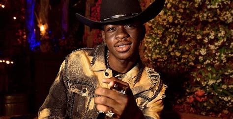 Lil Nas X "Old Town Road" – El Chuqueño