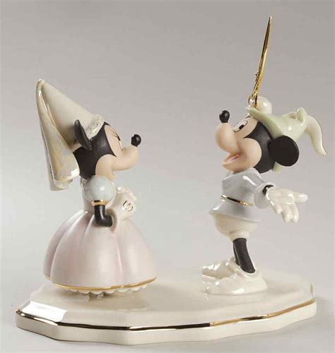 Lenox DISNEY SWEETHEARTS FIGURINE Mickey & Minnie's Medieval Romance ...