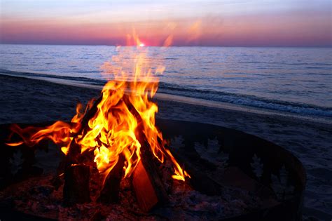 6 Simple Steps to Building the Perfect Beach Fire - Premier Firewood Company