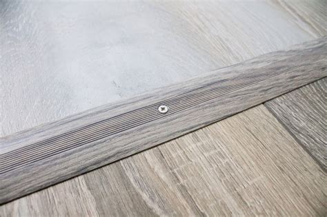 How To Install Vinyl Plank Flooring Transition | Viewfloor.co