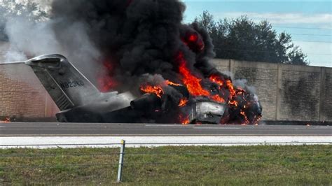 Naples plane crash: 2 killed during fatal crash la... Naples plane ...