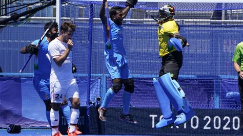 India ends 41-year drought with Olympic field hockey medal | AP News