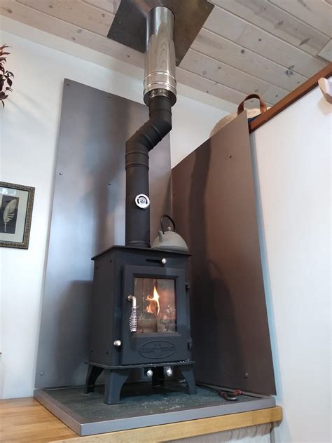 SMALL STOVE: The Dwarf 4kw PLUS FREE THERMOMETER - Tiny Wood Stove