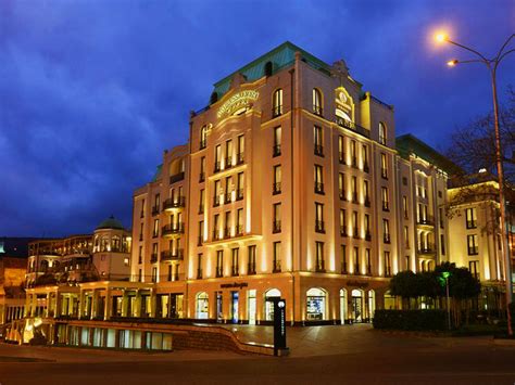 Top 10 Luxurious Hotels in Georgia