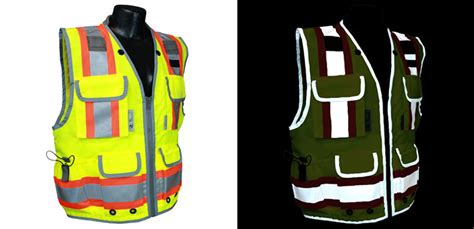 The traffic police replaced the reflective vest | Chinastars