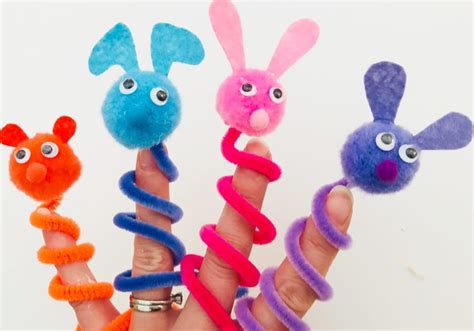 Wiggly jiggly pipe cleaner finger puppets | Kids Crafts