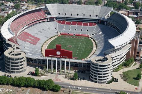 Utah State Aggies at Alabama Crimson Tide Football Bryant Denny Stadium ...