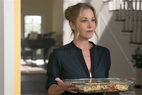 Dead to Me cast: who stars with Christina Applegate in season 2 on Netflix, and all you need to ...