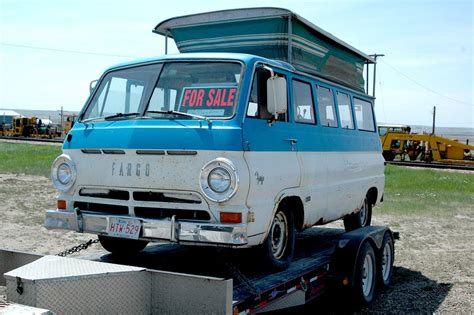 File:Fargo Camper Van.jpg - Wikipedia