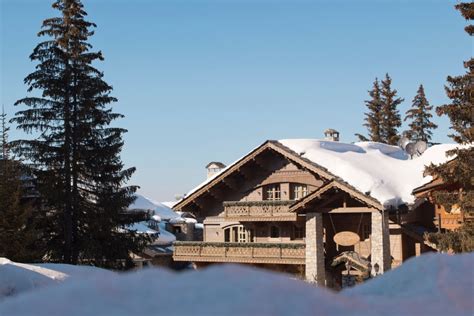 Where to rent a group chalet in the Alps? The best ski resorts for ...