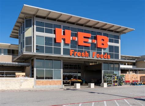 6 Best Things About H-E-B, Texas' Favorite Grocery Store