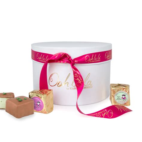 Marshmallow Gift Box (24pc) | 24 of Ooh la la's famous chocolate ...