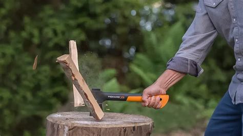 Fiskars X7 Hatchet Review – Forestry Reviews