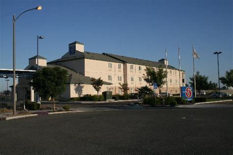 Motel 6 Lemoore - UPDATED 2017 Prices & Hotel Reviews (CA) - TripAdvisor