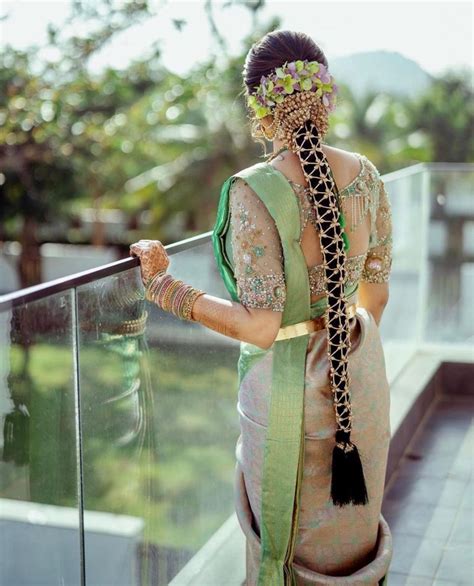 30 Latest South Indian Bridal Hairstyles We Love - Pyaari Weddings