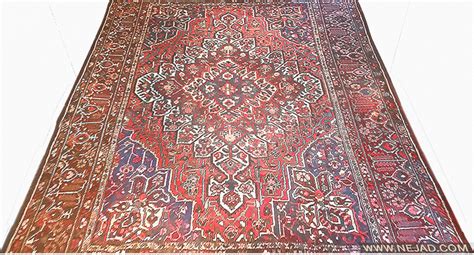 About Persian Bakhtiari Rugs - Antique Bakhtiari Rugs