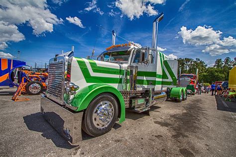 2013-75 Chrome Shop Semi Truck Show, Wildwood, Fla. - BackCountryBound