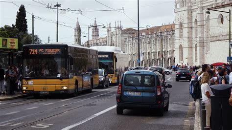 Lisbon Bus — Tunnel Time