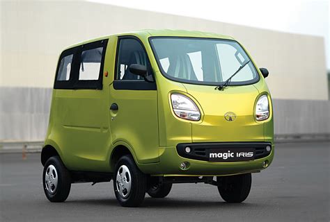 Tata Debuts Magic Iris Mini -Minivan for those that want to Upgrade from Tricycles | Carscoops