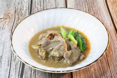 Noodles with Pork in Gravy Sauce (Rad-Na Moo Stock Image - Image of ...