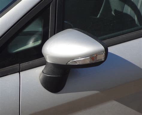 Different Types of Car Mirrors - Ace Glass