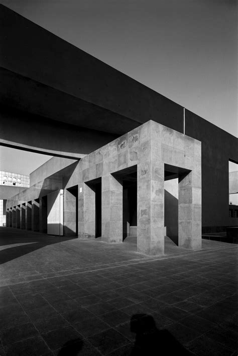 Australian Embassy, Beijing | Denton Corker Marshall