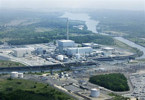 N.J.'s oldest nuclear plant is closing, begins booting workers - nj.com