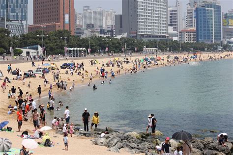 Eric and Stephanie's Korean Adventure: A Weekend at Haeundae Beach