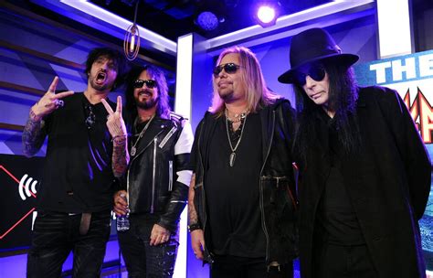 Motley Crue guitarist files lawsuit against bandmates, report says - silive.com