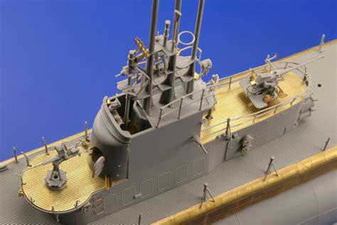 GATO CLASS SUBMARINE 1/72 - Eduard Store