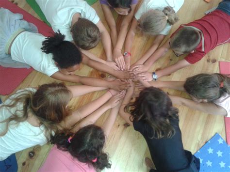 Yoga Sala Málaga: Domingo, 21 Junio Día Internacional del Yoga: Clase ...