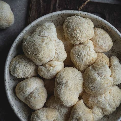 How to Cook Lion's Mane Mushrooms (5 Methods)