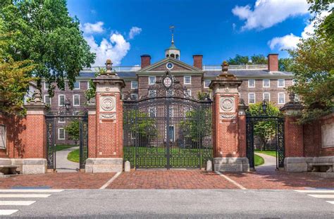 Brown University Dorms Virtual Tour