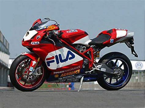 DUCATI 999R Fila Toseland Replica (2005-2006) Specs, Performance ...